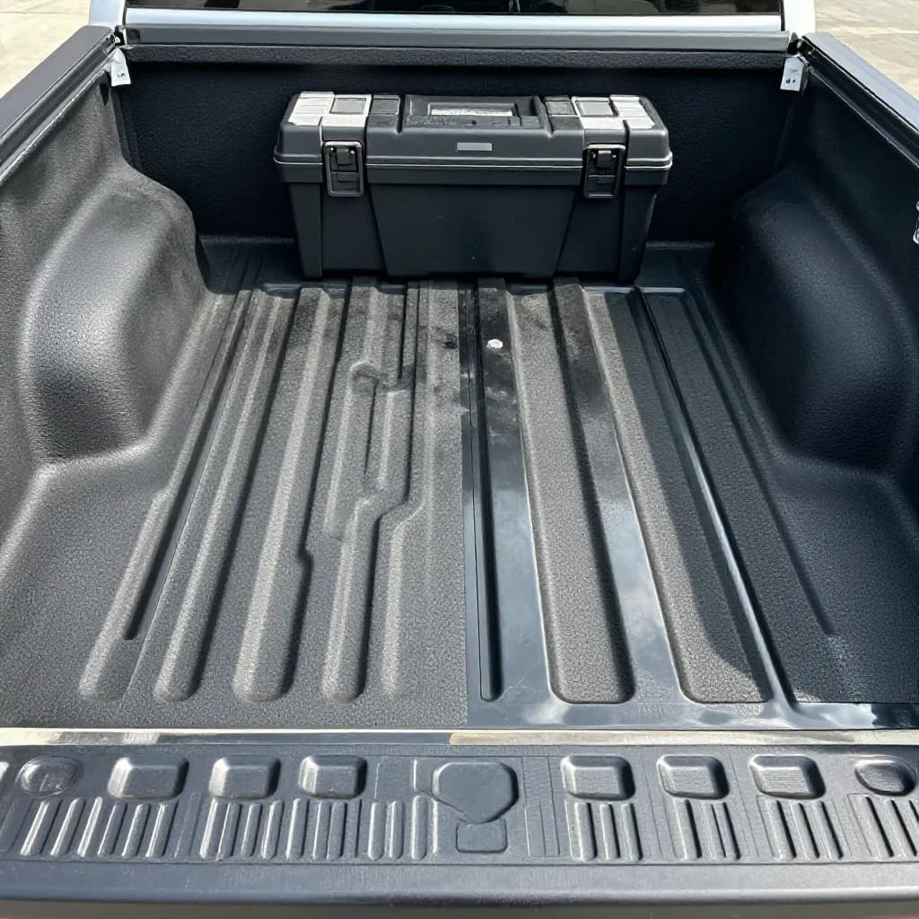 Powder Coating vs Bed Liner Coatings: Rhino Lining, Line-X, and Truck Protection